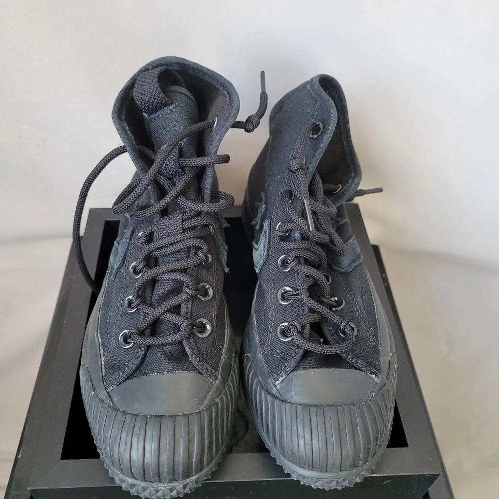 Converse Mountain Club Bosey MC High Top Sneakers 166221C Black 5‎